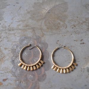 Stella & Dot Bungalow Hoop Earrings